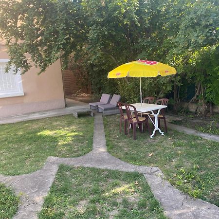 Spa Jardin Prive T3 Independant Dans Villa Morieres-les-Avignon Zewnętrze zdjęcie